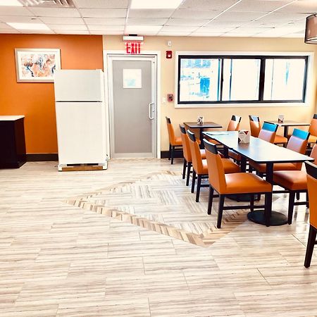 Surface Inn Brooklyn Ню Йорк Екстериор снимка