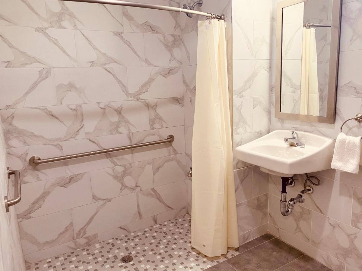 Surface Inn Brooklyn Ню Йорк Екстериор снимка